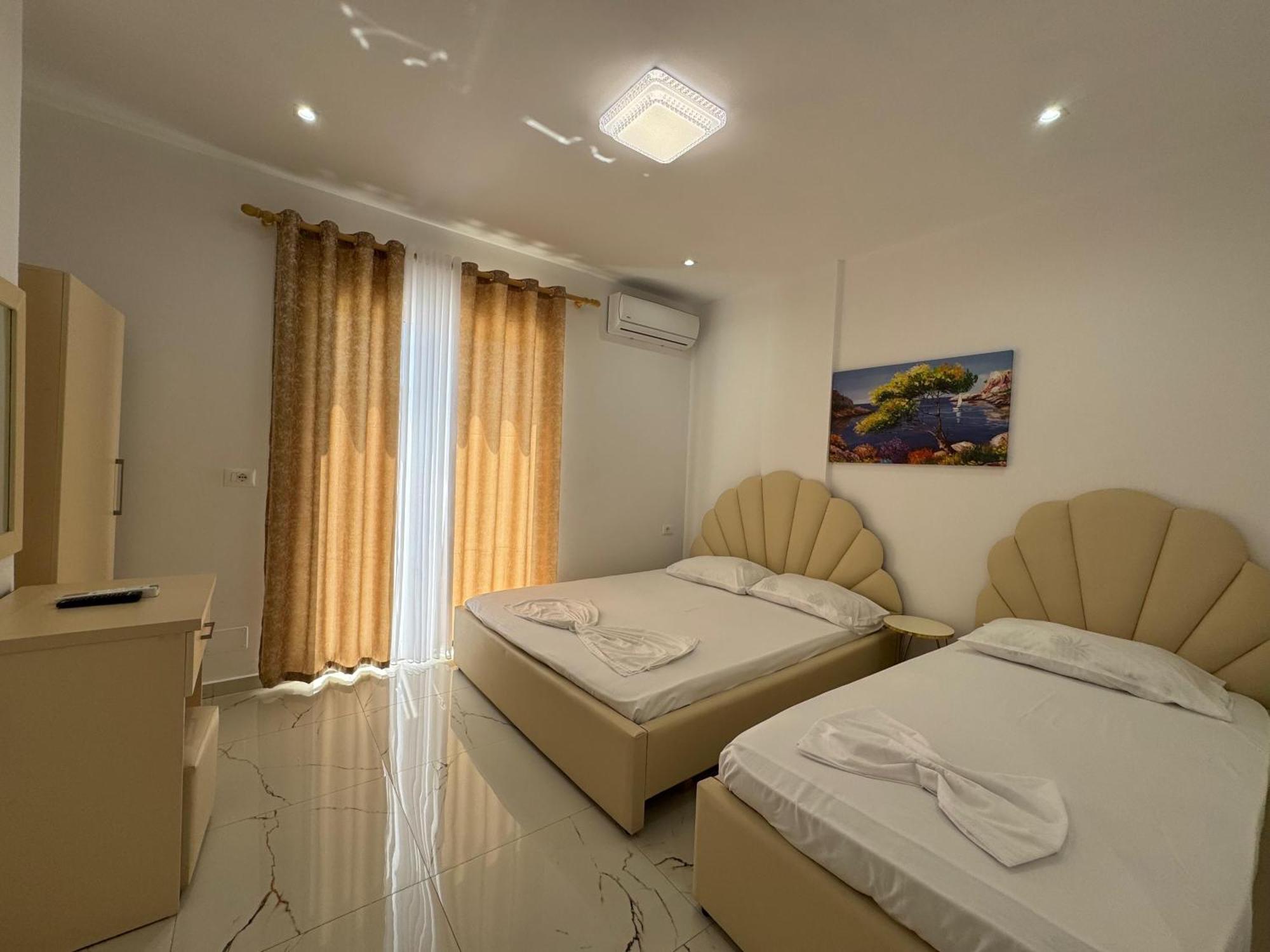 Vila Hergi Saranda Extérieur photo