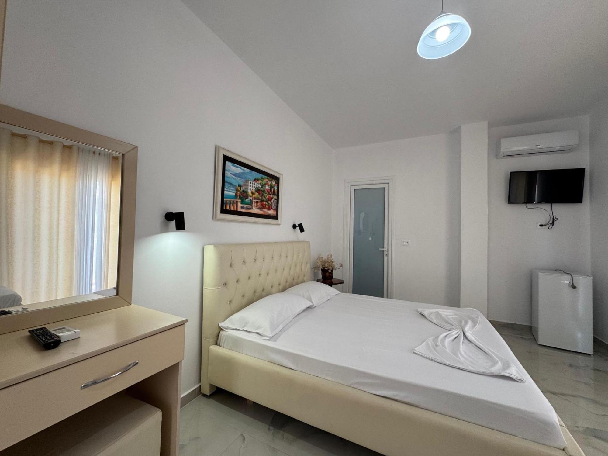 Vila Hergi Saranda Extérieur photo